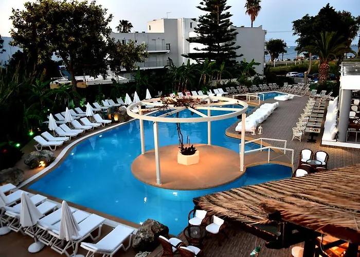 棕榈海滩酒店 - 仅限成人