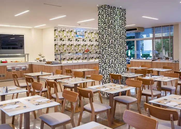 棕榈海滩酒店 - 仅限成人 酒店