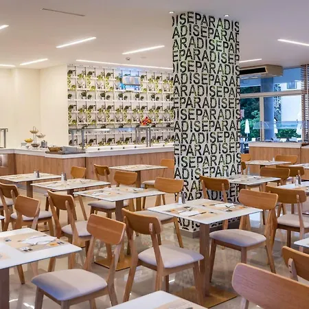 棕榈海滩酒店 - 仅限成人 酒店